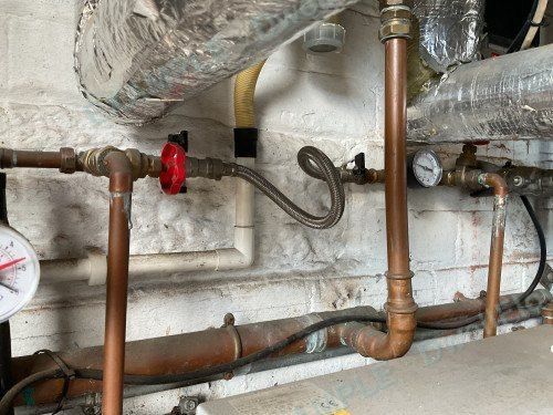 Heating filling loop — Kitchen